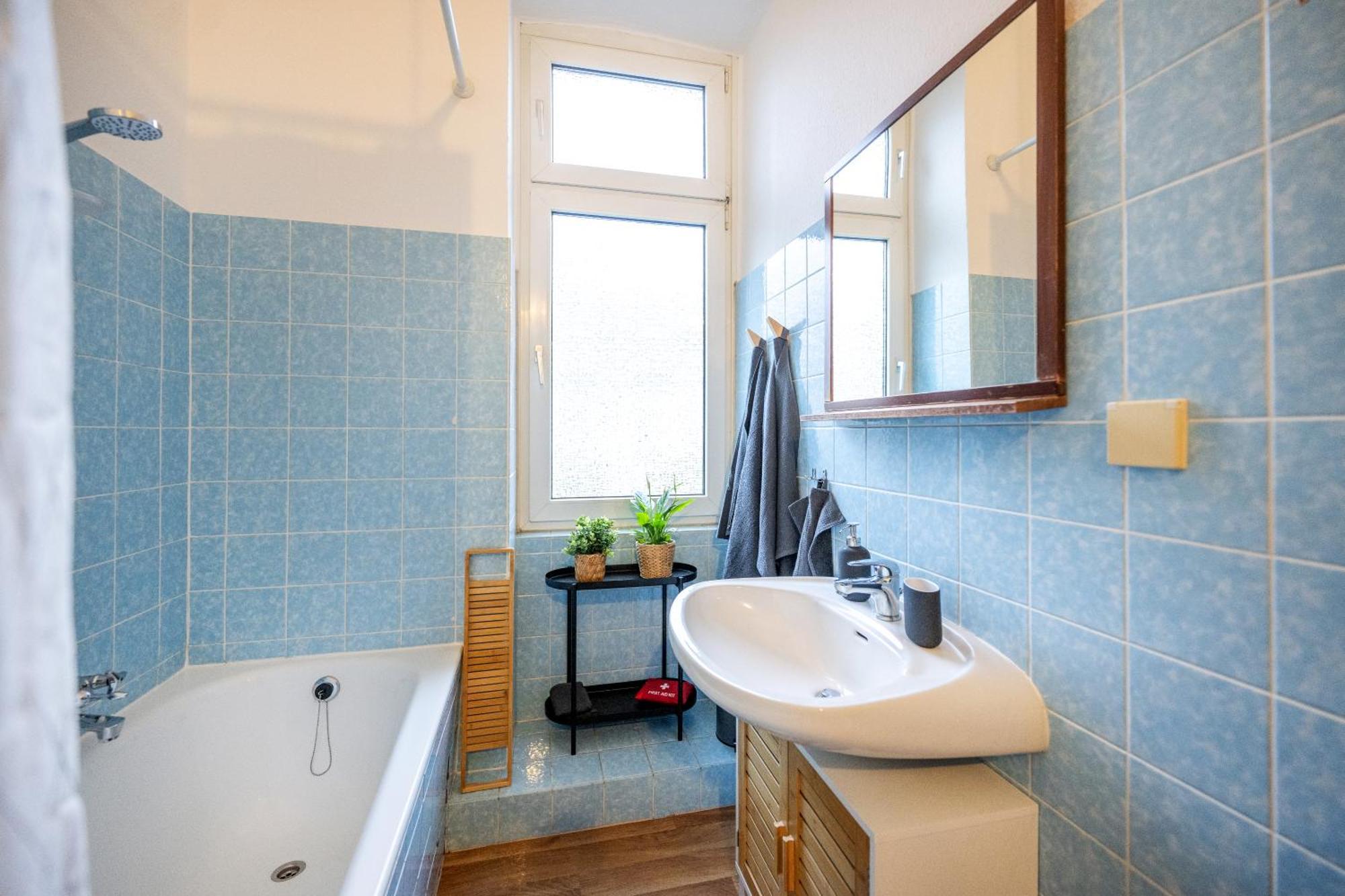 Suedstadt-Oase 1 Komfort Mit 2 Sz Und Balkon Coblença Exterior foto