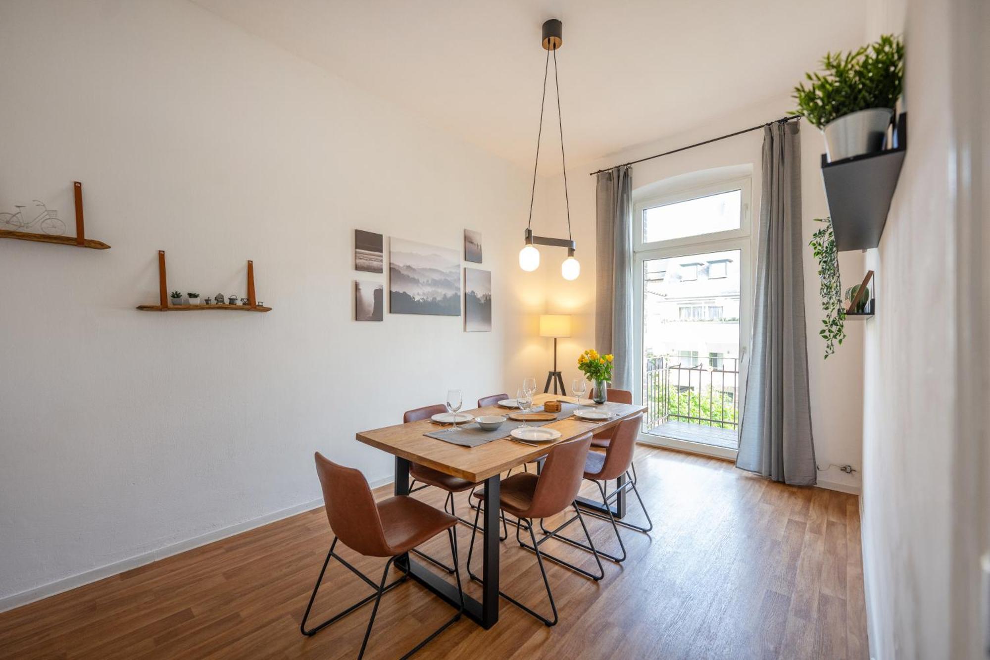 Suedstadt-Oase 1 Komfort Mit 2 Sz Und Balkon Coblença Exterior foto